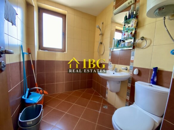 Bright and spacious One Bedroom apartment with pool view in Chateau Del Mar, Sunny Beach