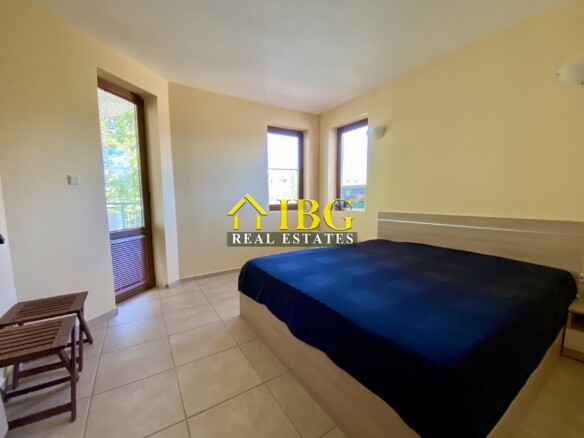 Bright and spacious One Bedroom apartment with pool view in Chateau Del Mar, Sunny Beach