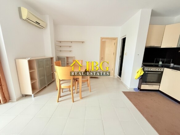 One-Bedroom Apartment with Mountain View in Butterfly Complex, Sveti Vlas