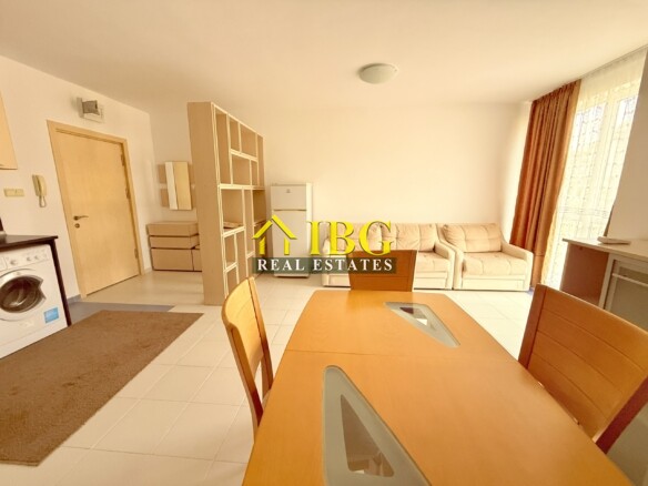 One-Bedroom Apartment with Mountain View in Butterfly Complex, Sveti Vlas