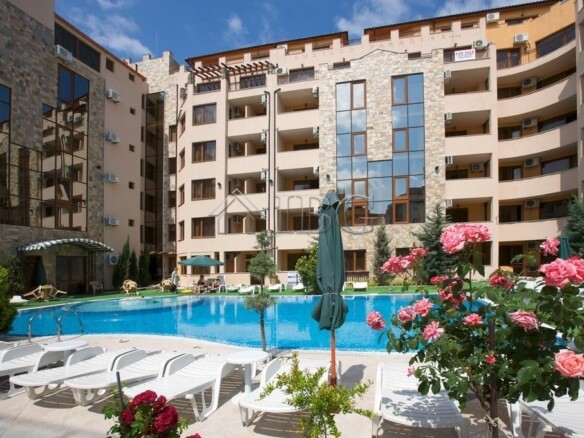 Luxury 2-Bedroom Apartment with Pool View | Emerald Paradise, Sunny Beach