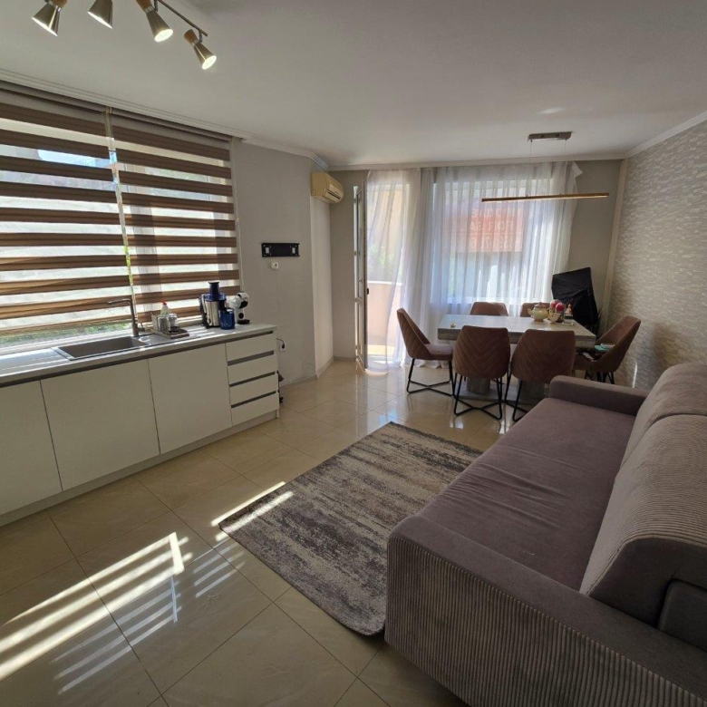 Luxury 2-Bedroom Apartment with Pool View | Emerald Paradise, Sunny Beach