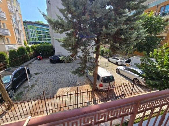 Luxury 2-Bedroom Apartment with Pool View | Emerald Paradise, Sunny Beach