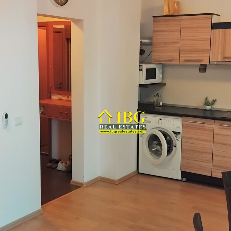 Spacious 70 sq. m. Studio for Sale | Sineva del Sol, Sveti Vlas