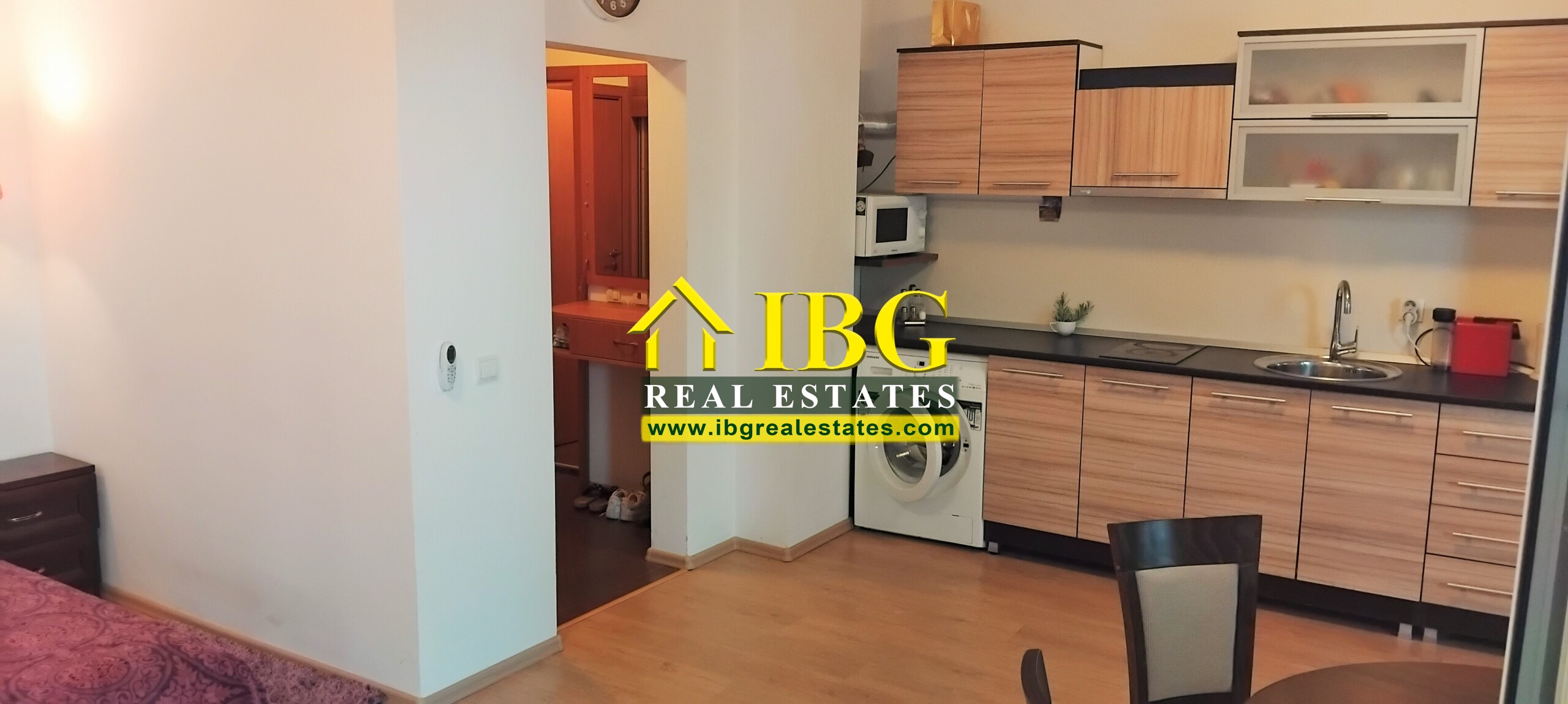 Spacious 70 sq. m. Studio for Sale | Sineva del Sol, Sveti Vlas
