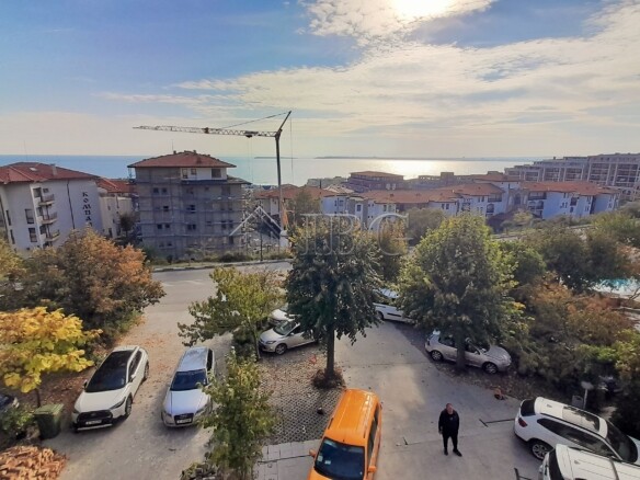 1-Bedroom Apartment with Sea View | Rusalka Area, Sveti Vlas – 350m. to the Beach