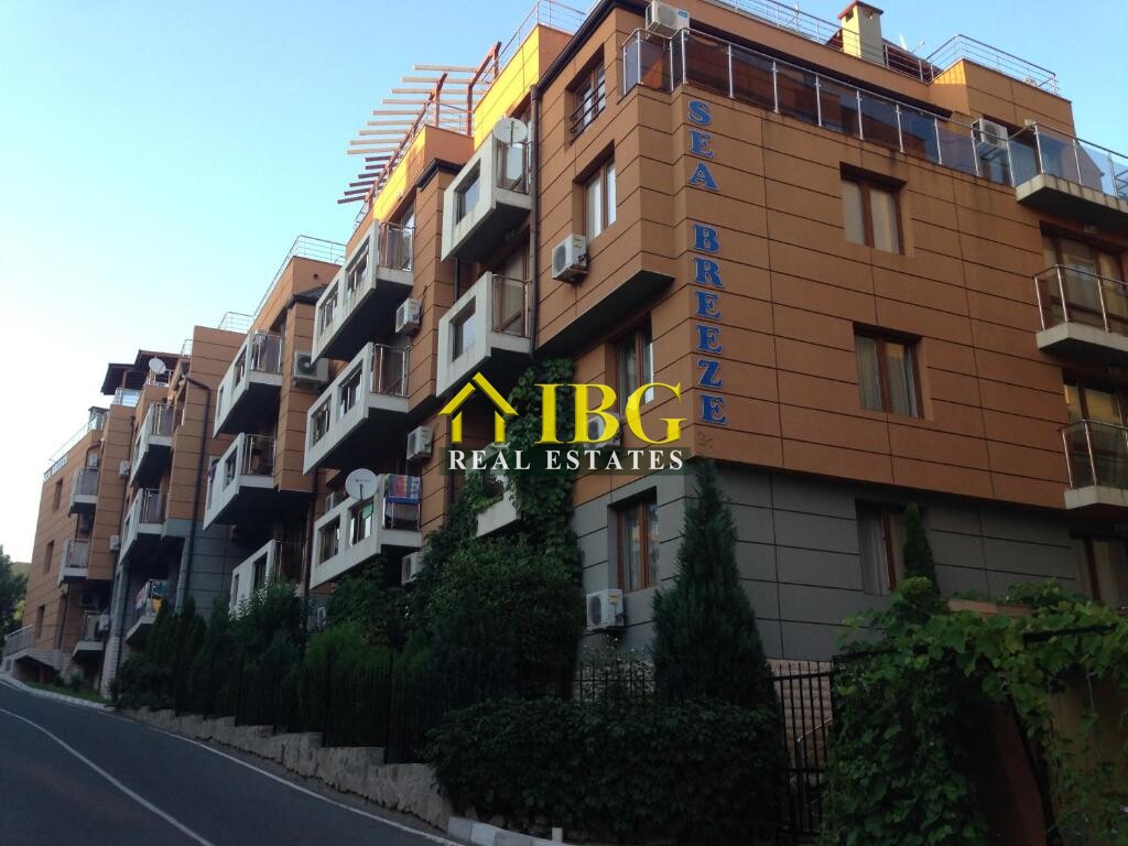 Ready to move in! Studio with Balcony in Sea Breeze, Sveti Vlas, 150 m. to the sea