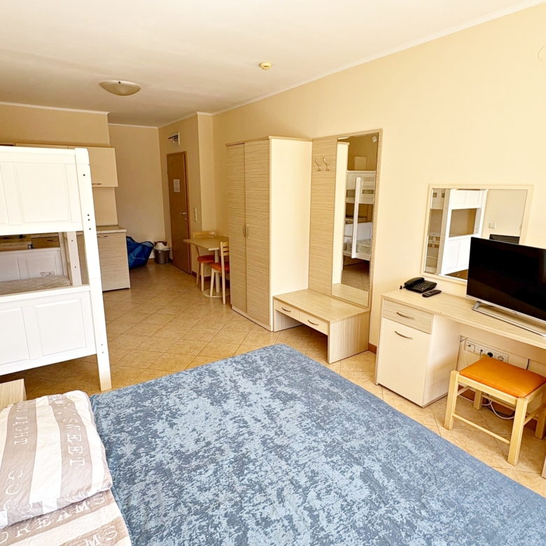 Spacious Studio with Pool View | Royal Sun, Sunny Beach