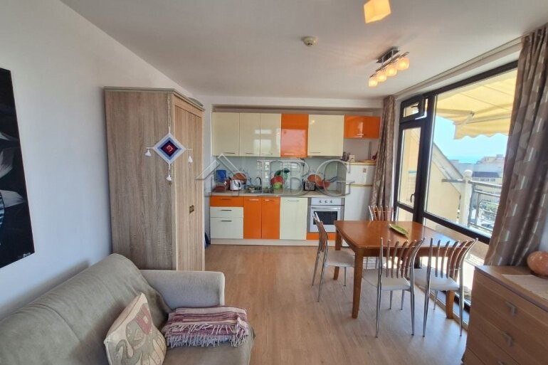 1-Bedroom Apartment with Sea and pool Views | Raduga 2, Sveti Vlas