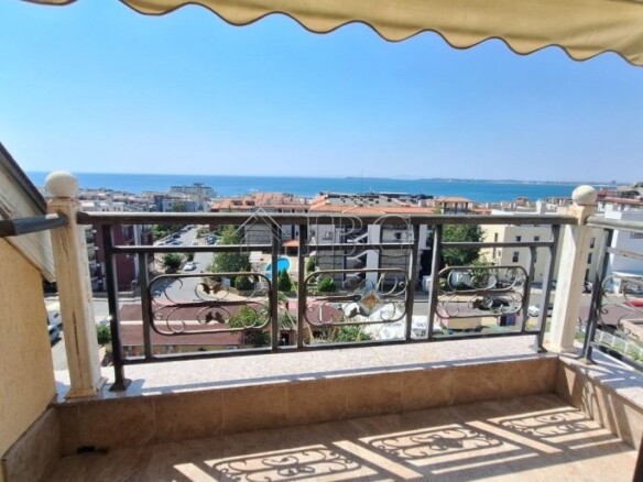 1-Bedroom Apartment with Sea and pool Views | Raduga 2, Sveti Vlas