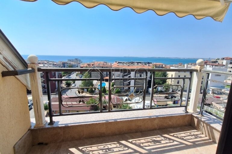 1-Bedroom Apartment with Sea and pool Views | Raduga 2, Sveti Vlas