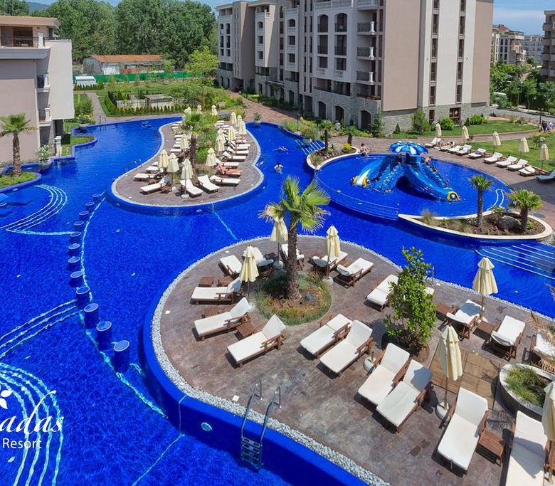 Furnished Studio with balcony and direct exit to the green yard and the pool | Cascadas Complex, Sunny Beach