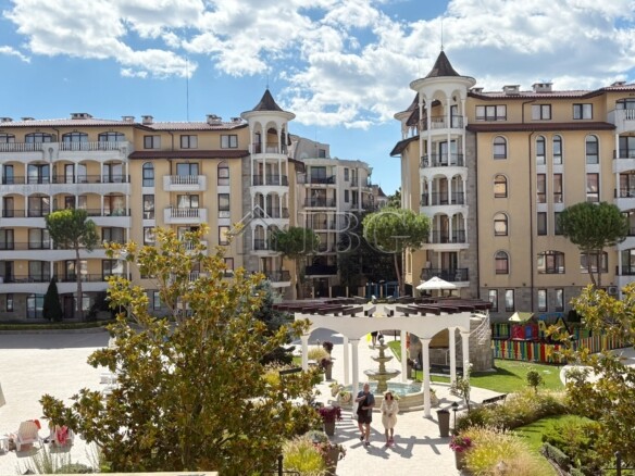 Spacious Studio with Pool View | Royal Sun, Sunny Beach