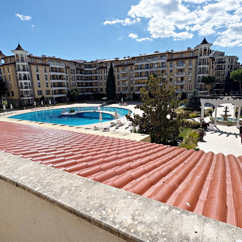 Spacious Studio with Pool View | Royal Sun, Sunny Beach