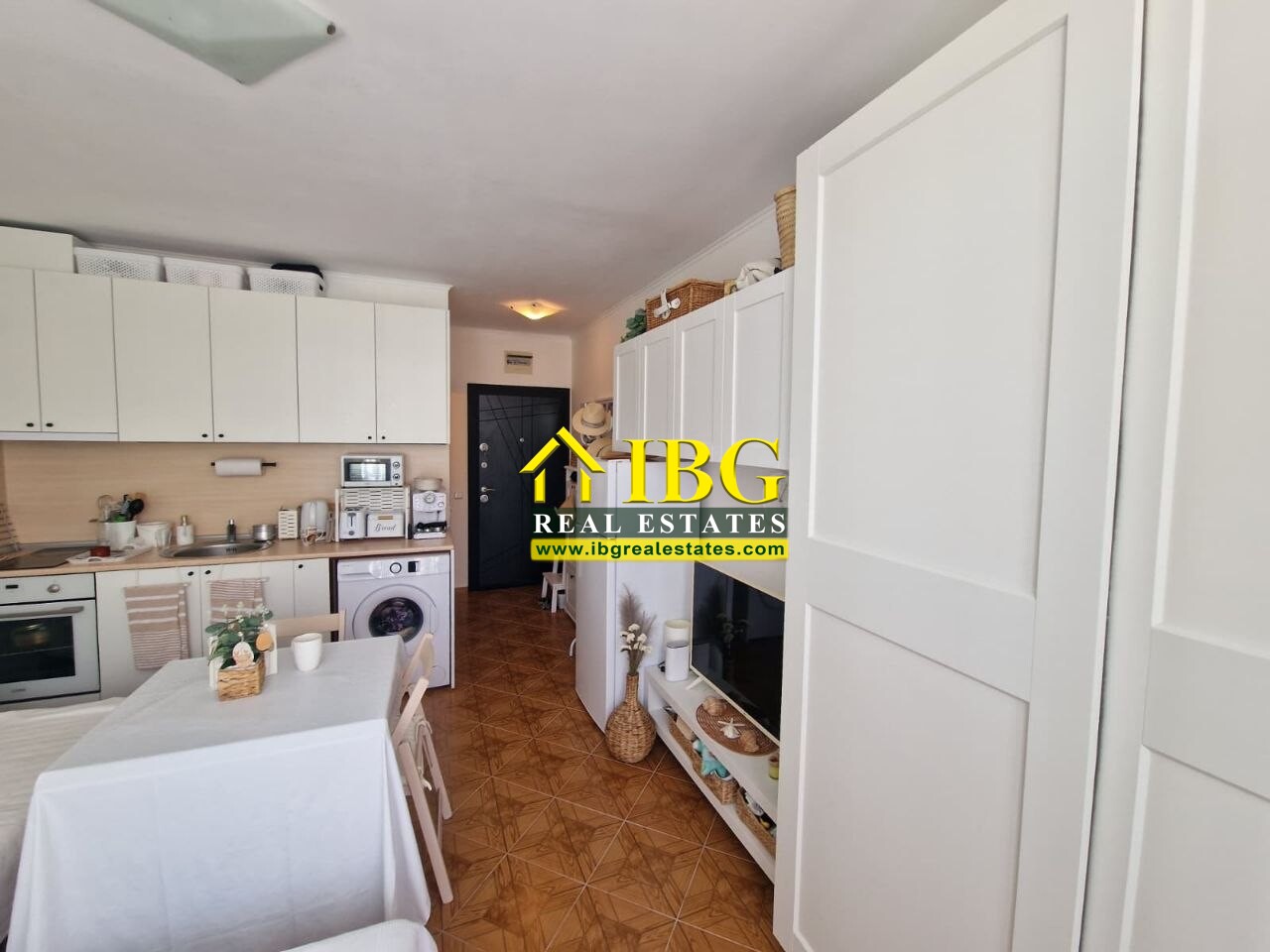 Furnished Studio with Pool View | Saint Elena, Sunny Beach