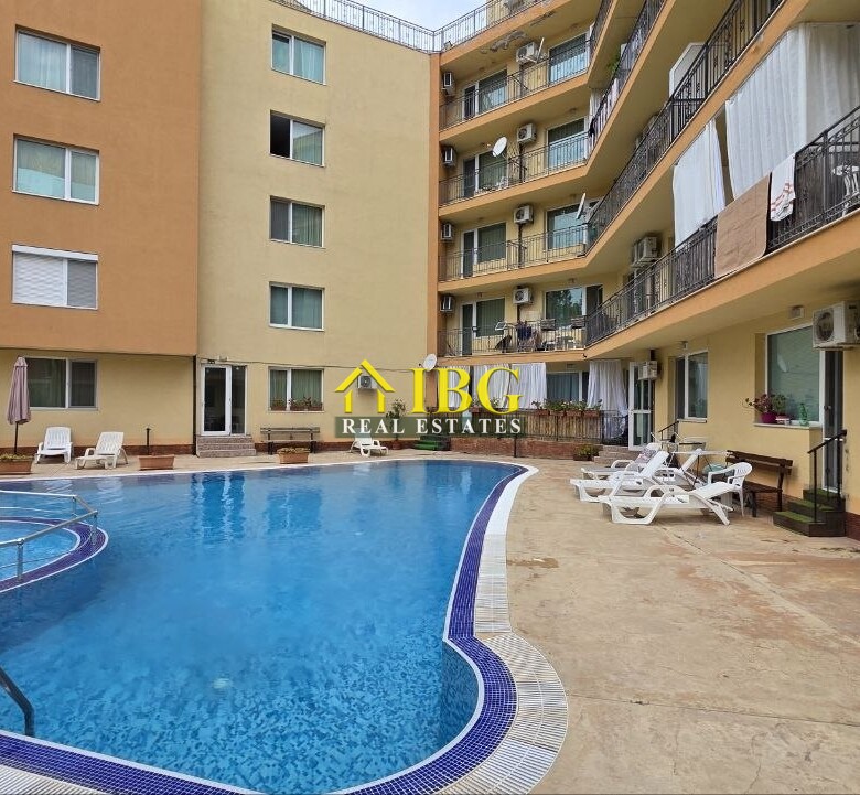 Spacious Open-Plan Apartment with Separate Sleeping Area | Amadeus 19, Sunny Beach