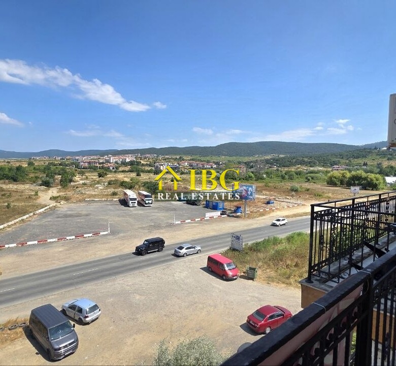Spacious Open-Plan Apartment with Separate Sleeping Area | Amadeus 19, Sunny Beach