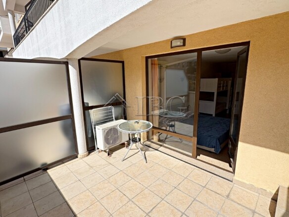 Spacious Studio with Pool View | Royal Sun, Sunny Beach