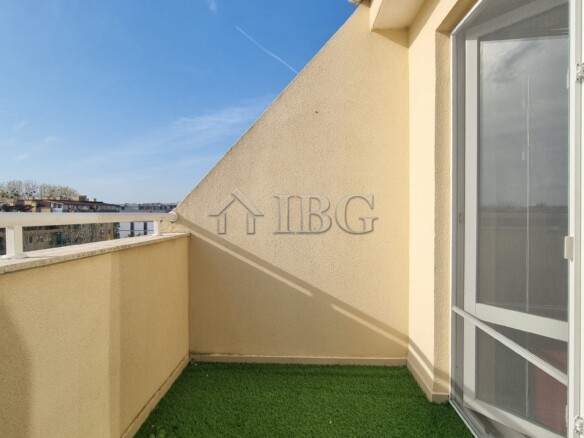 Spacious 119 sq. m. apartment with 2 Bedrooms and 2 Bathrooms | Sea Dreams, Sveti Vlas