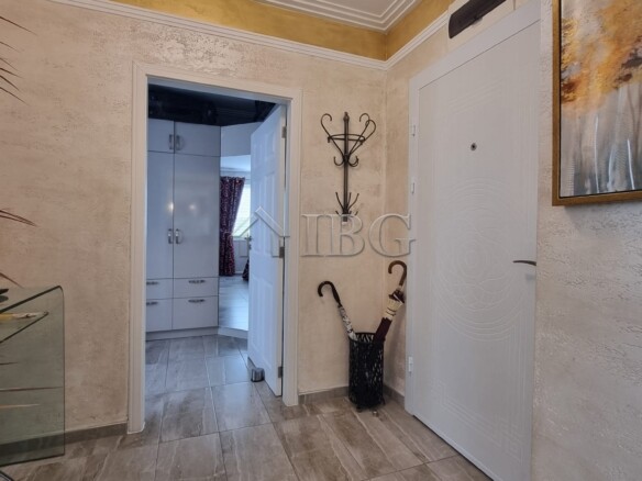 Spacious 119 sq. m. apartment with 2 Bedrooms and 2 Bathrooms | Sea Dreams, Sveti Vlas
