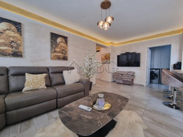 Spacious 119 sq. m. apartment with 2 Bedrooms and 2 Bathrooms | Sea Dreams, Sveti Vlas