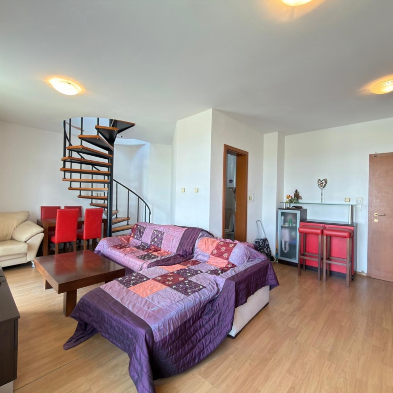 Spacious 3-Bedroom Maisonette in Sunny Day 3, Sunny Beach