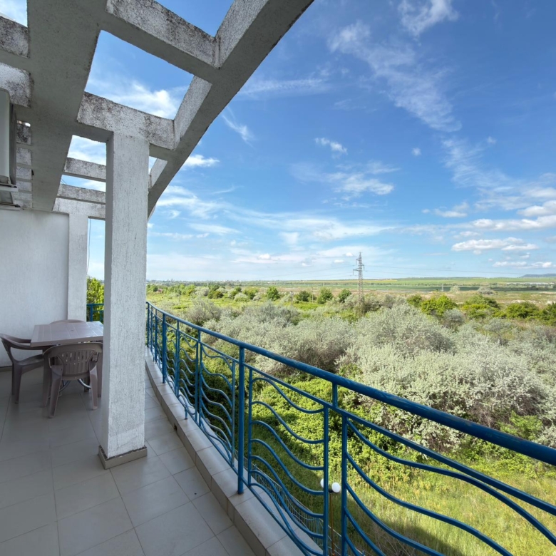 Spacious 3-Bedroom Maisonette in Sunny Day 3, Sunny Beach