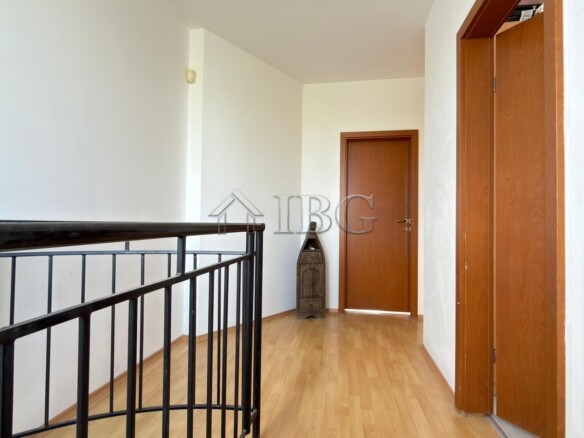 Spacious 3-Bedroom Maisonette in Sunny Day 3, Sunny Beach