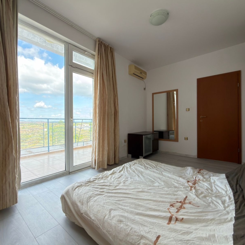 Spacious 3-Bedroom Maisonette in Sunny Day 3, Sunny Beach