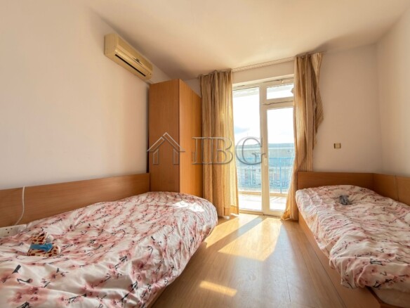 Spacious 3-Bedroom Maisonette in Sunny Day 3, Sunny Beach