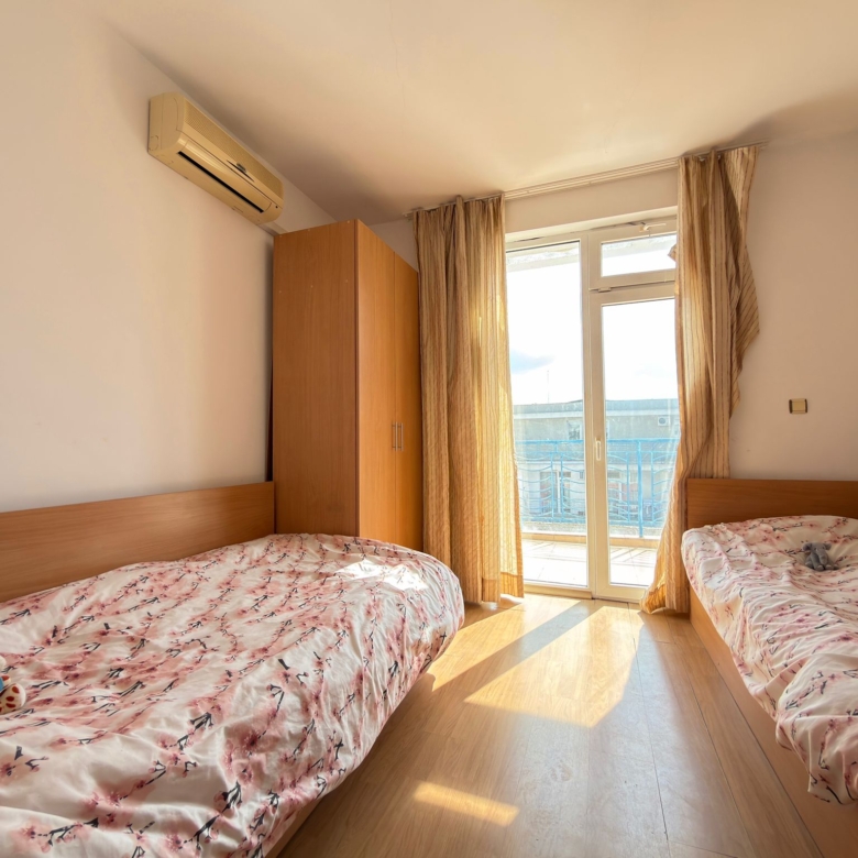 Spacious 3-Bedroom Maisonette in Sunny Day 3, Sunny Beach