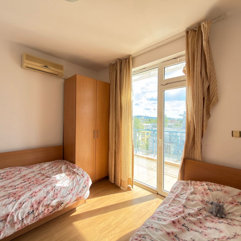 Spacious 3-Bedroom Maisonette in Sunny Day 3, Sunny Beach