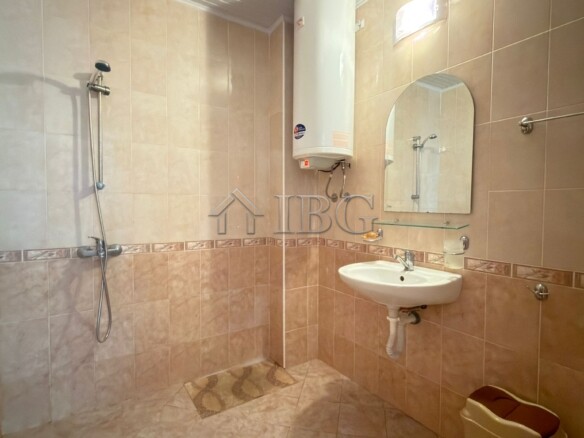 Spacious 3-Bedroom Maisonette in Sunny Day 3, Sunny Beach