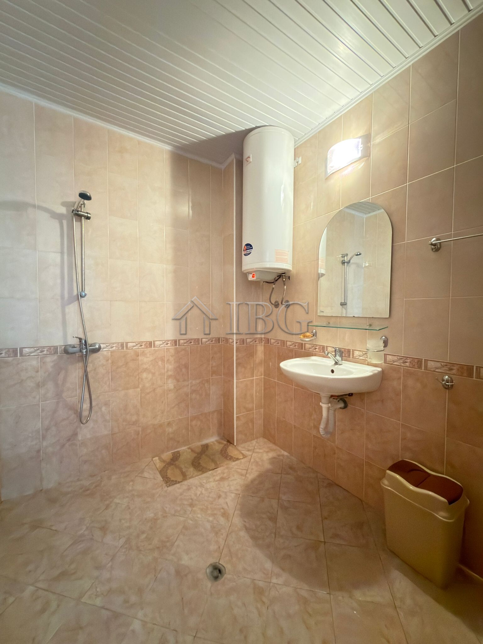 Spacious 3-Bedroom Maisonette in Sunny Day 3, Sunny Beach