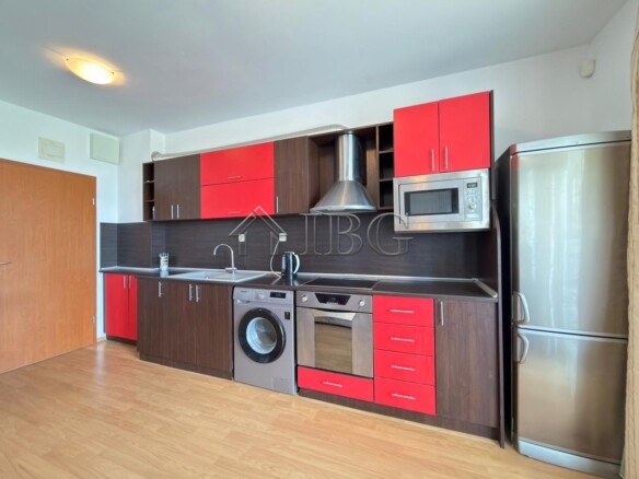 Spacious 3-Bedroom Maisonette in Sunny Day 3, Sunny Beach