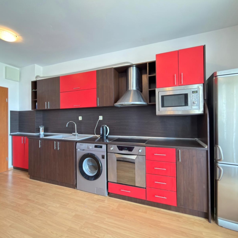 Spacious 3-Bedroom Maisonette in Sunny Day 3, Sunny Beach