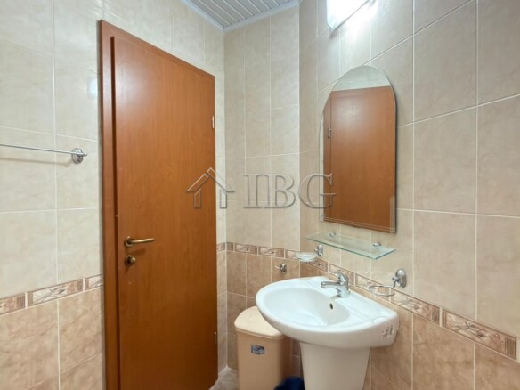 Spacious 3-Bedroom Maisonette in Sunny Day 3, Sunny Beach
