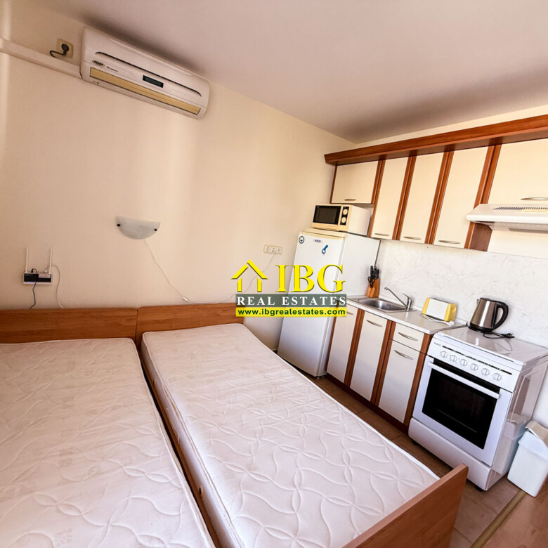 Studio with Sea View | Crown Fort Club