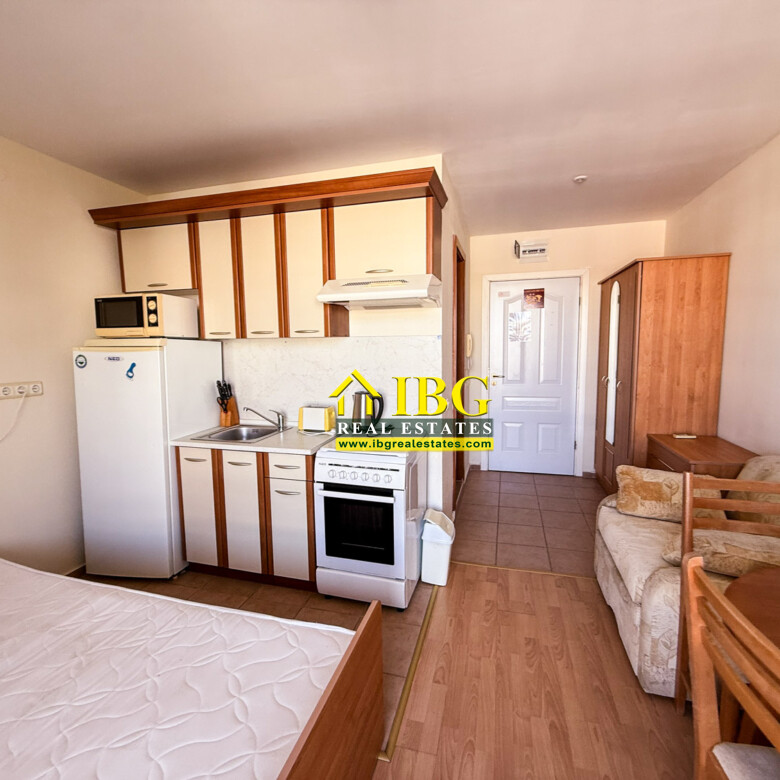 Studio with Sea View | Crown Fort Club