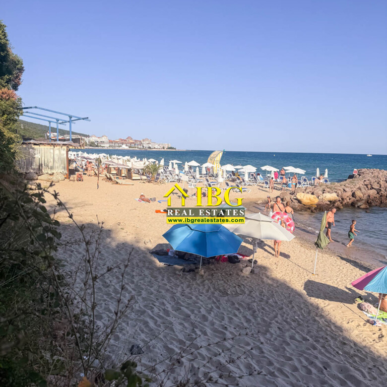 Studio with Sea View | Crown Fort Club