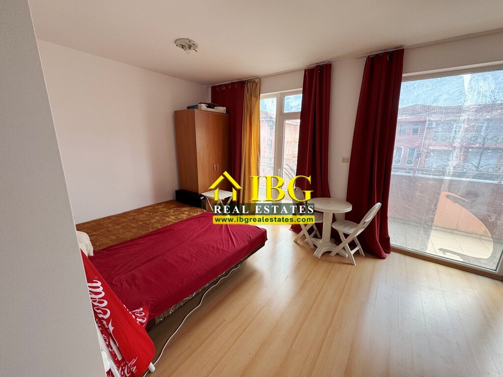 Reduced Price! Spacious Studio Easily Convertible into a 1-Bedroom | Sunny Day 6