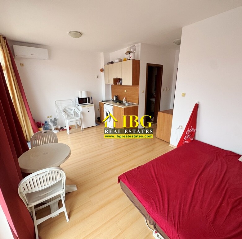 Reduced Price! Spacious Studio Easily Convertible into a 1-Bedroom | Sunny Day 6