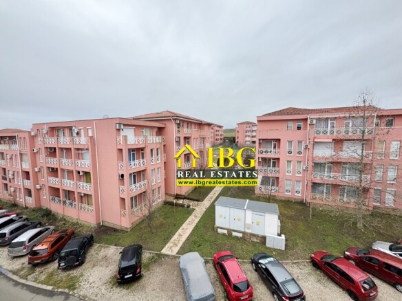 Reduced Price! Spacious Studio Easily Convertible into a 1-Bedroom | Sunny Day 6