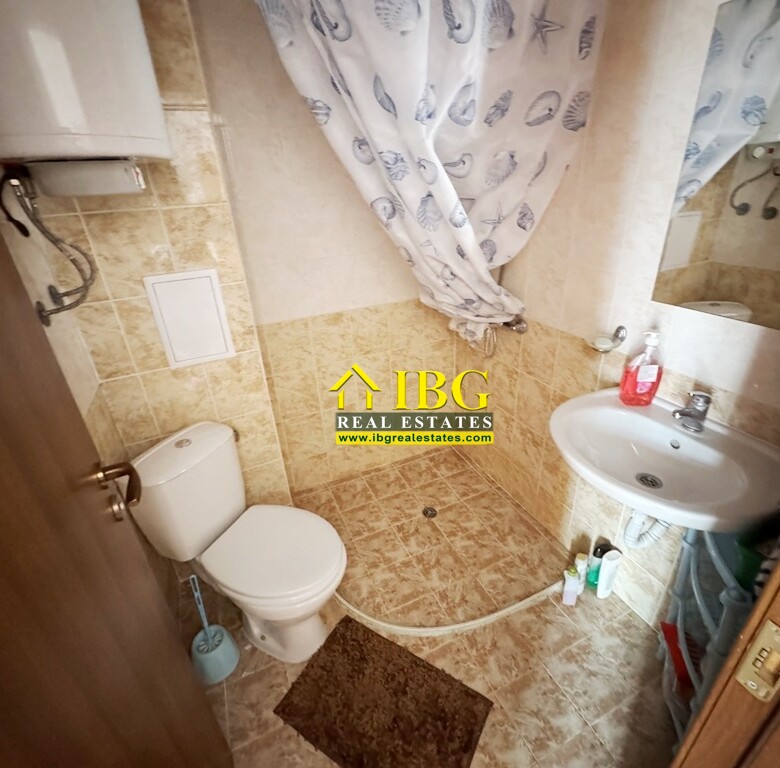 Reduced Price! Spacious Studio Easily Convertible into a 1-Bedroom | Sunny Day 6