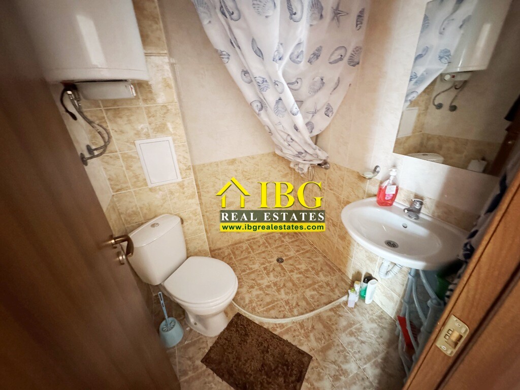 Reduced Price! Spacious Studio Easily Convertible into a 1-Bedroom | Sunny Day 6