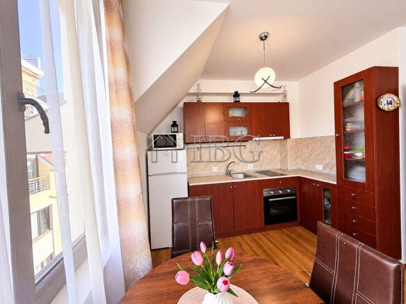 1-Bedroom Apartment in Excellent Condition with Mountain View | Raduga 1, Sveti Vlas