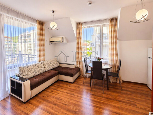 1-Bedroom Apartment in Excellent Condition with Mountain View | Raduga 1, Sveti Vlas