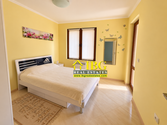 Spacious 3-Bedroom Apartment with Sea View – No Maintenance Fee | Only 100 m from the Beach, Ravda
