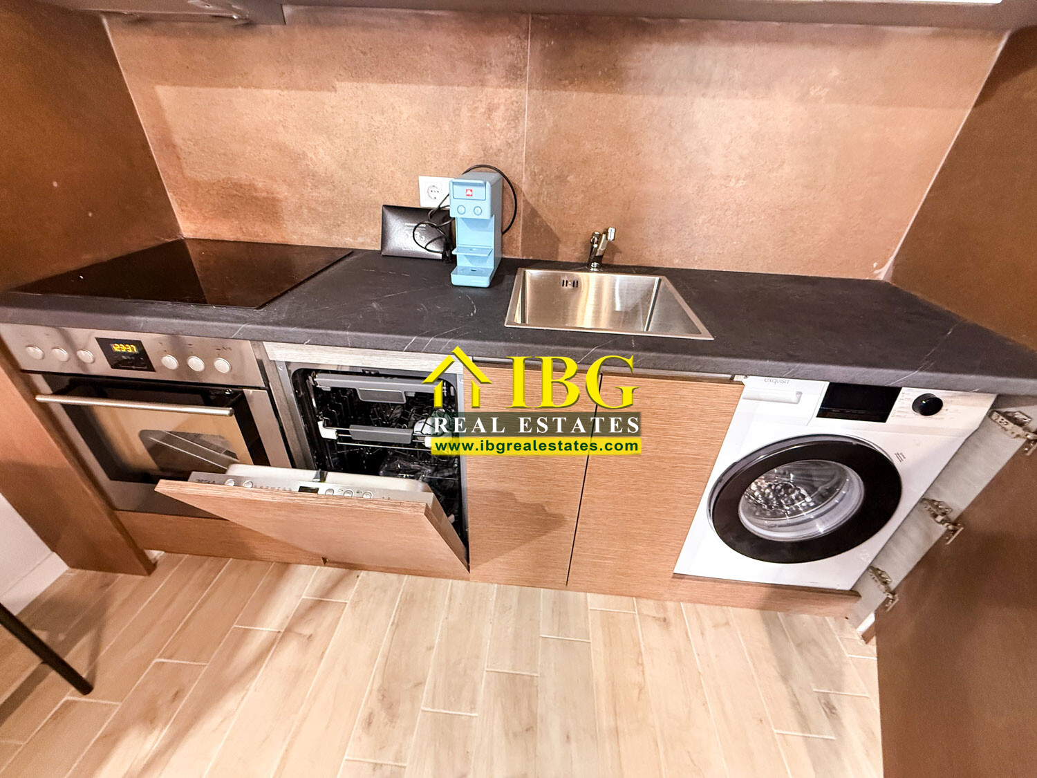 Apartment with Private Garden | Sunny View Central, Sunny Beach – Installment Payment Available