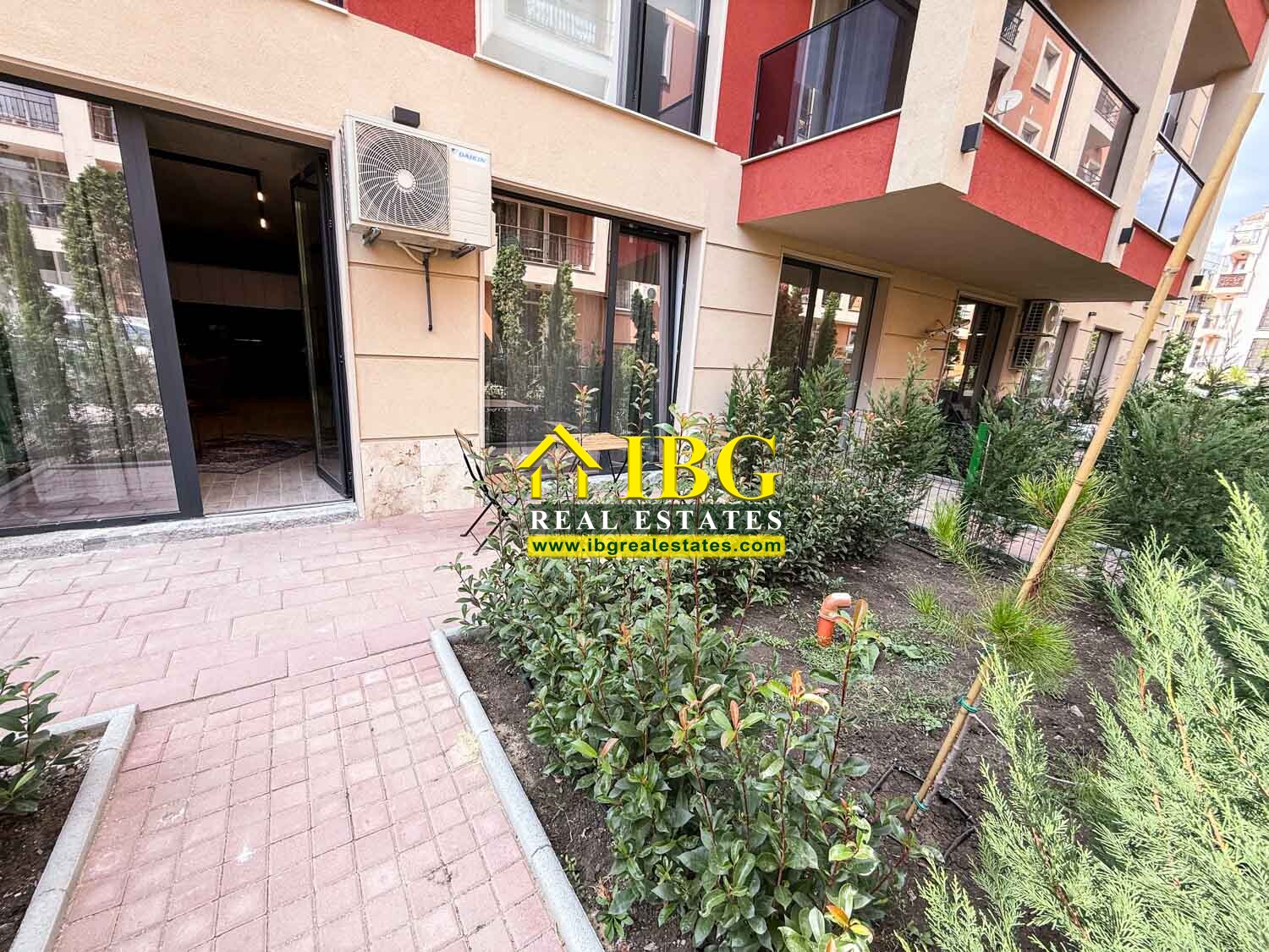 Apartment with Private Garden | Sunny View Central, Sunny Beach – Installment Payment Available